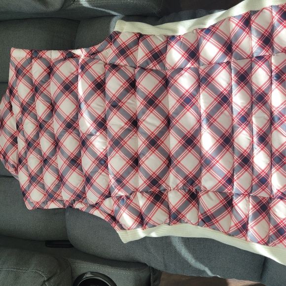 Tommy Hilfiger Red and Black Plaid Vest - Picture 4 of 5